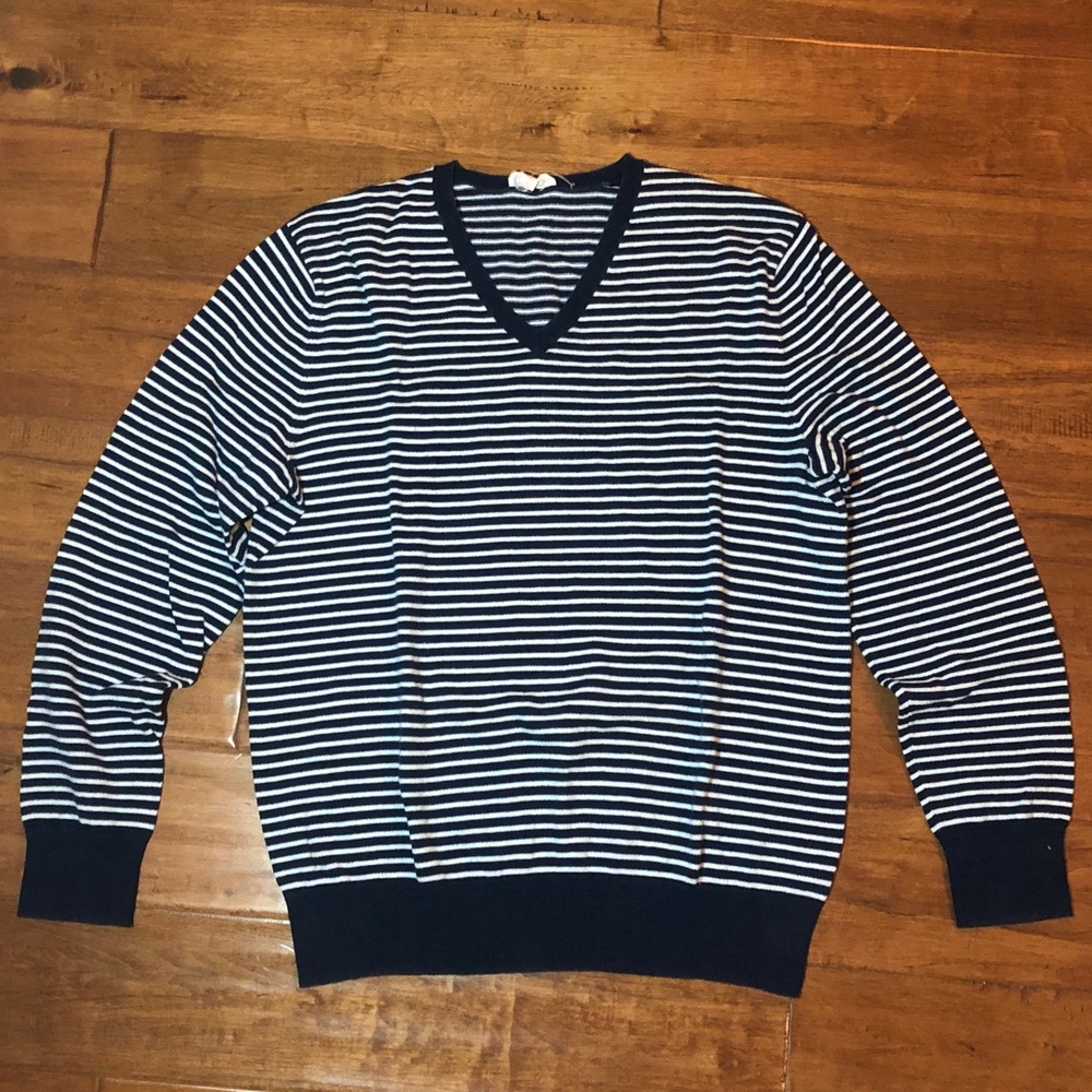 GAP V-neck sweater - M